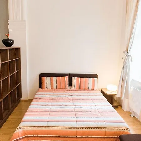 Apartment Lion In Historical Center, Old Town
