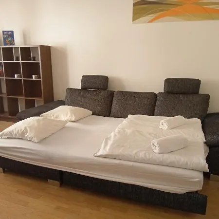 Lion In Historical Center, Old Town Apartment