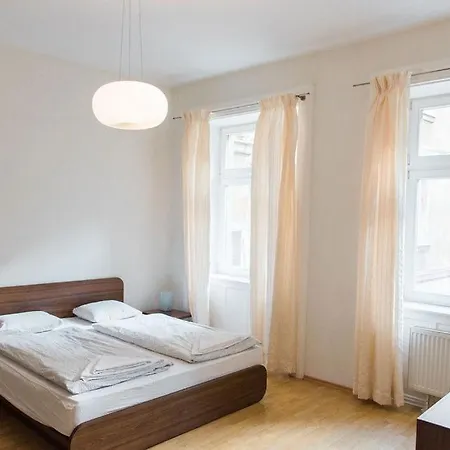 Apartamento Lion In Historical Center, Old Town *