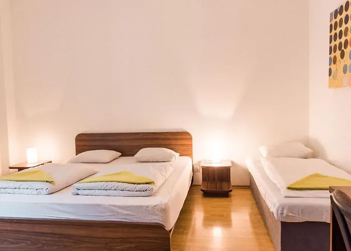 Lion In Historical Center, Old Town Apartman Pozsony